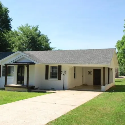 Buy this 3 bed house on 347 2nd Avenue Northwest in Vernon, Lamar County