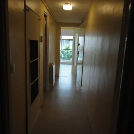 Rent this 3 bed apartment on Maë Méli in Quai Colbert, 30240 Le Grau-du-Roi