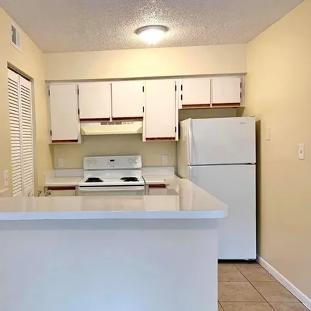 Image 3 - South Luna Court, Hollywood, FL 33021, USA - Apartment for rent