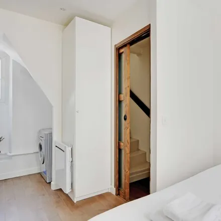 Image 11 - 46 Rue Rouelle, 75015 Paris, France - Apartment for rent