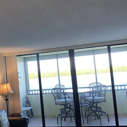 Image 9 - Fort Myers Beach, FL, 33931 - Condo for rent