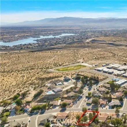 Image 3 - 17214 Forest Hills Drive, Greentree East, Victorville, CA 92395, USA - House for sale