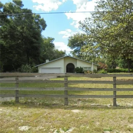 Buy this 3 bed house on 2605 Se 163rd Street Rd in Summerfield, Florida