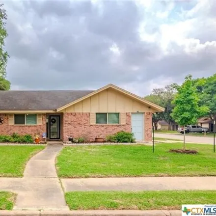 Buy this 3 bed house on 609 Shiloh Dr in Victoria, Texas