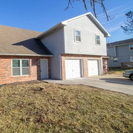 Rent this 3 bed house on 3610 Hermitage Road in Columbia, MO 65201