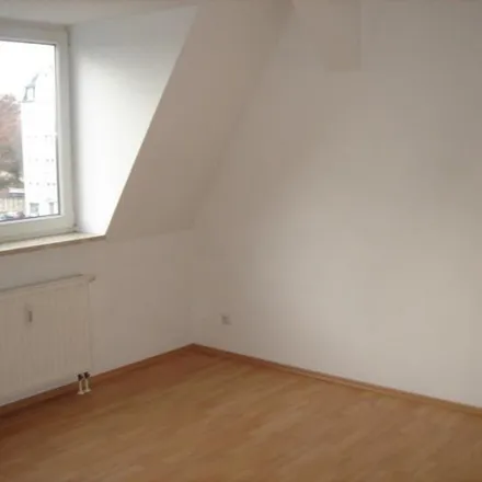 Rent this 3 bed apartment on Chamissostraße 10 in 08525 Plauen, Germany