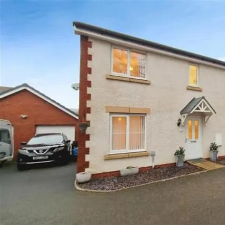 Buy this 4 bed house on Cwrt Celyn in Cwmbran, NP44 3FB