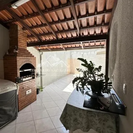 Buy this 5 bed house on Parquinho Condominio Pacifico in Rua Marataízes, Planalto Carapina