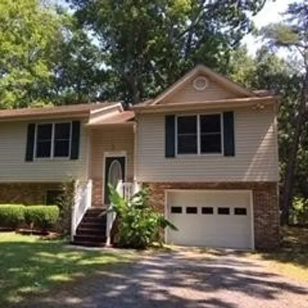 Rent this 3 bed house on 12456 Hisperia Road in Lusby, Calvert County