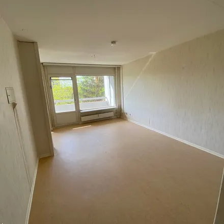 Rent this 1 bed apartment on Seniorenwohnhaus Stichstraße in Ruhlebener Straße, 13597 Berlin
