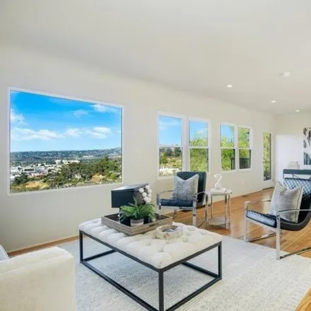 Image 3 - 4388 Middlesex Drive, San Diego, CA 92116, USA - House for sale