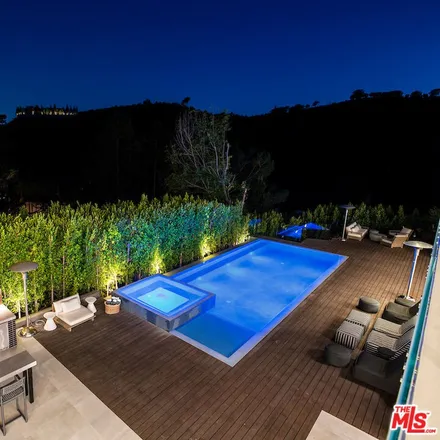 Image 9 - 1672 Clear View Drive, Beverly Hills, CA 90210, USA - House for sale