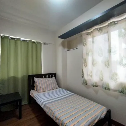 Rent this 3 bed apartment on Anahao in Block 1, Taguig
