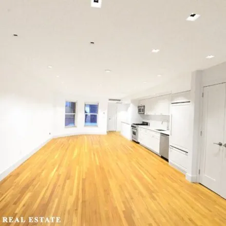 Image 4 - 53 East 64th Street, New York, NY 10065, USA - House for rent