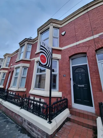 Rent this 3 bed townhouse on 72 Adelaide Road in Liverpool, L7 8SQ