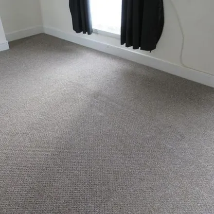 Rent this 2 bed townhouse on A422 in Brackley, United Kingdom