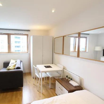 Rent this studio apartment on Gateway in The Gateway, Leeds