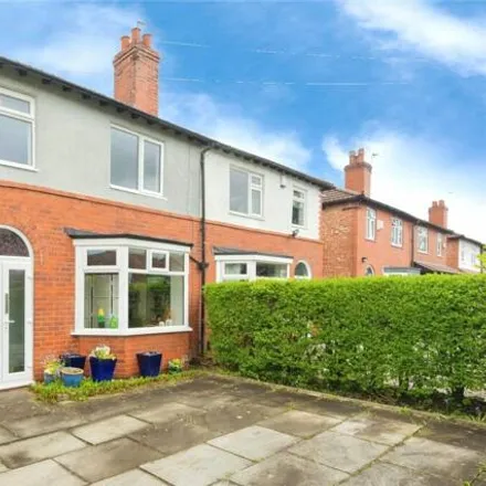 Buy this 3 bed duplex on Hulme Hall Road in Cheadle Hulme, SK8 6JU