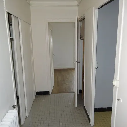 Rent this 2 bed apartment on 53 Rue de Paris in 89200 Avallon, France