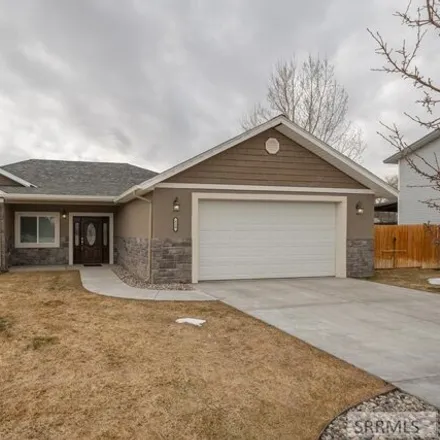 Buy this 3 bed house on 800 Matchpoint Drive in Ammon, ID 83406