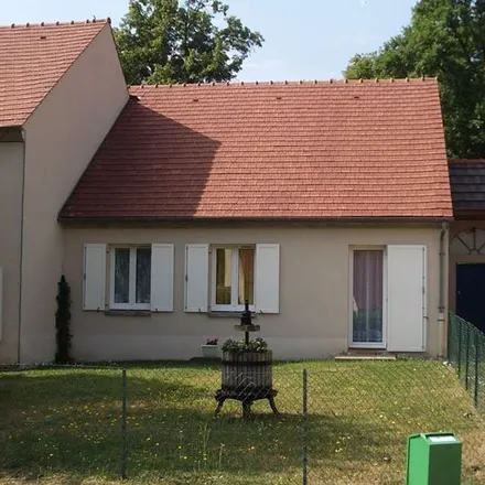 Rent this 4 bed apartment on 18 Square Millelot in 58500 Clamecy, France