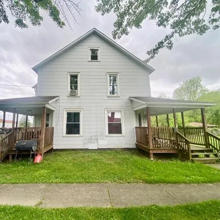 Buy this 6 bed house on unnamed road in Crestline, Crawford County