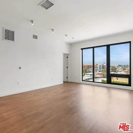 Image 3 - 10708 Tabor Street, Los Angeles, CA 90034, USA - House for rent
