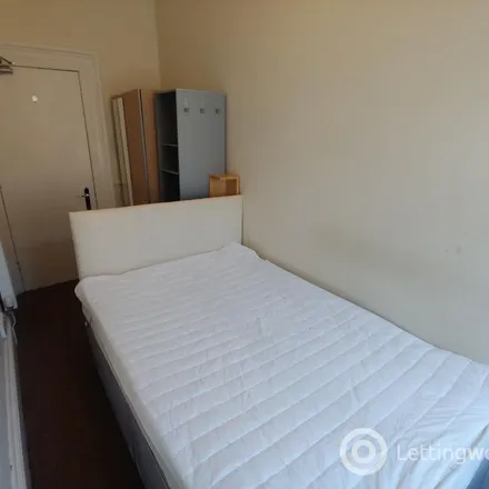 Rent this 3 bed apartment on Roseneath Terrace in City of Edinburgh, EH9 1JR