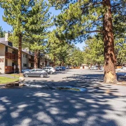 Buy this 1 bed condo on La Residence IV in 2443 Sierra Nevada Road, Mammoth Lakes