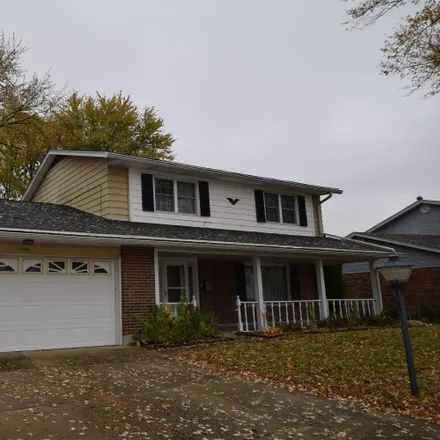 Buy this 4 bed house on 1390 Rawlings Drive in Fairborn, OH 45324