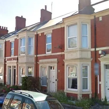 Rent this 3 bed apartment on 74 Newlands Road in Newcastle upon Tyne, NE2 3NR