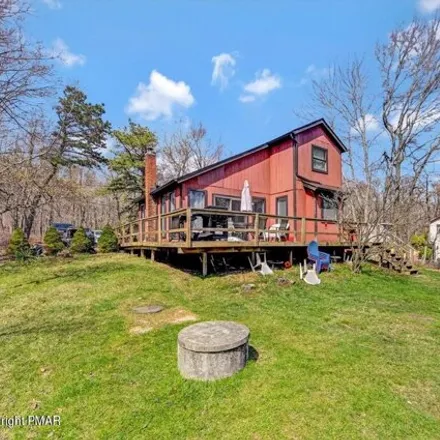 Image 4 - 146 Island Drive, Tobyhanna Township, PA 18334, USA - House for sale