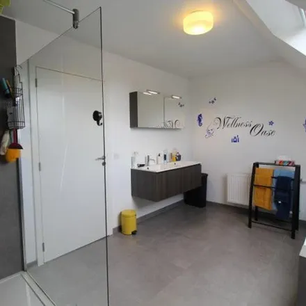 Rent this 3 bed apartment on Steenstraat 191 in 8501 Kortrijk, Belgium