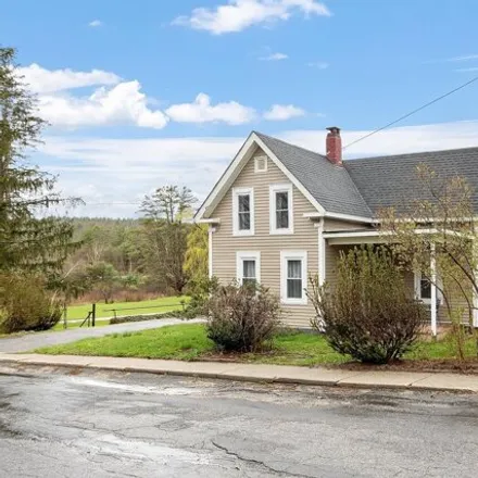 Buy this 5 bed house on 41 Greenhouse Lane in Bradford, Merrimack County