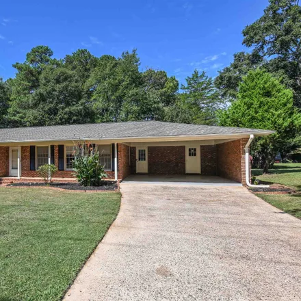 Buy this 3 bed house on 675 Huntington Road in Athens-Clarke County Unified Government, GA 30606