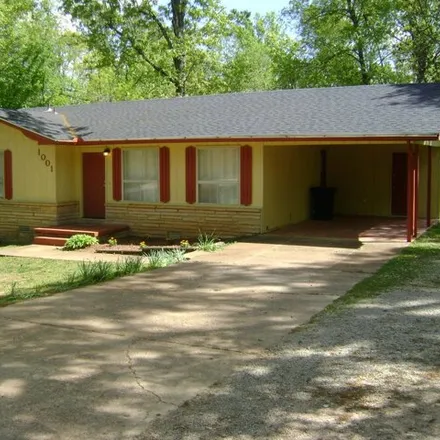Buy this 2 bed house on 1064 Cardinal Drive in Horseshoe Bend, Izard County