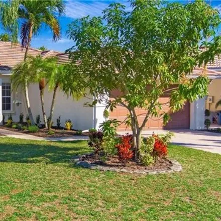 Rent this 3 bed house on 2939 Inlet Cove Lane East in Collier County, FL 34120