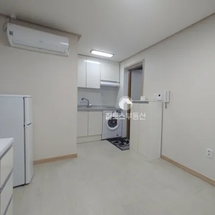 Image 3 - 서울특별시 관악구 봉천동 1616-8 - Apartment for rent