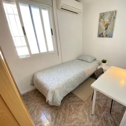 Rent this 3 bed room on Calle Extremadura in 28093 Getafe, Spain