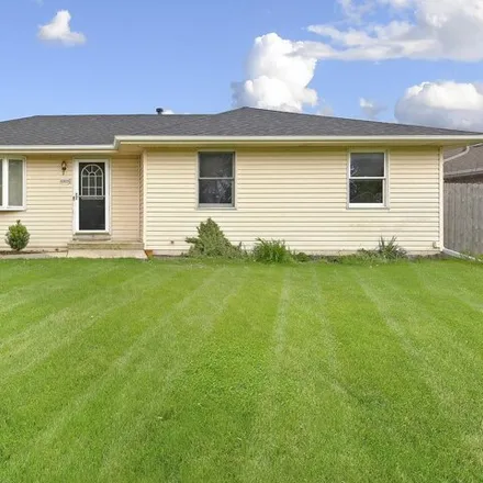 Rent this 3 bed house on 2058 Great Falls Drive in Joliet, IL 60586