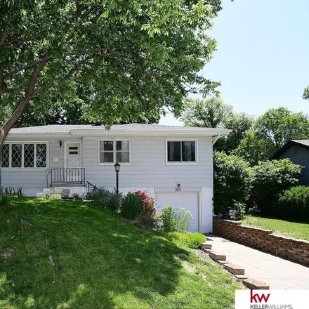 Buy this 3 bed house on 2887 South 49th Street in Omaha, NE 68106