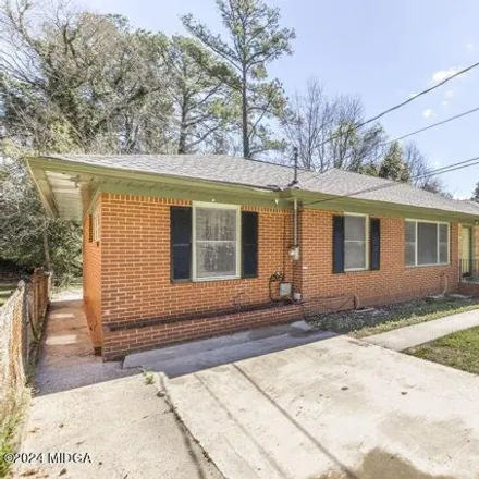 Image 2 - 3384 Hallwood Circle, Macon, GA 31204, USA - House for sale