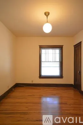 Image 6 - 1336 W Waveland Ave, Unit 1 - Duplex for rent