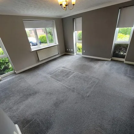Image 7 - Greetland Drive, Manchester, M9 6DP, United Kingdom - Apartment for rent