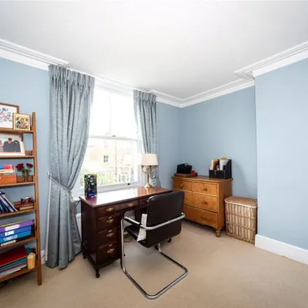 Image 6 - 41 Gloucester Road, London, TW9 3BS, United Kingdom - Townhouse for rent