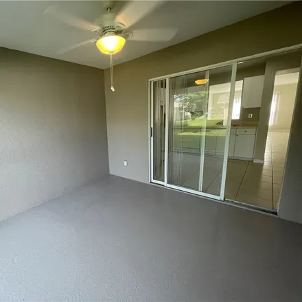 Image 7 - 4600 Skyline Boulevard, Cape Coral, FL 33914, USA - Condo for rent