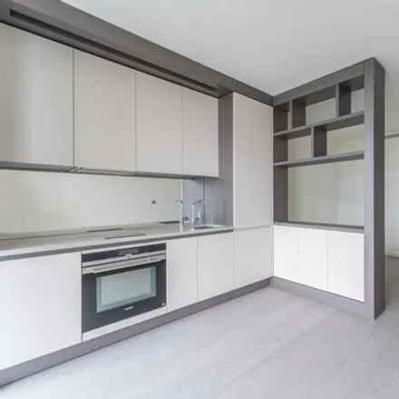 Rent this studio apartment on One Canada Square in 1 Canada Square, Canary Wharf