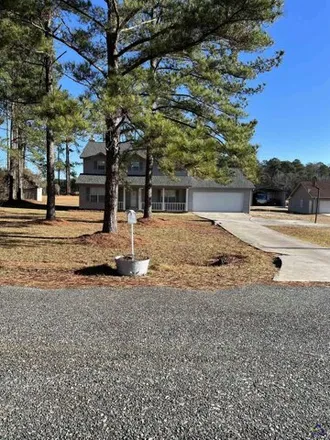 Buy this 5 bed house on 842 Tanglewood Circle in Laurens County, GA 31021
