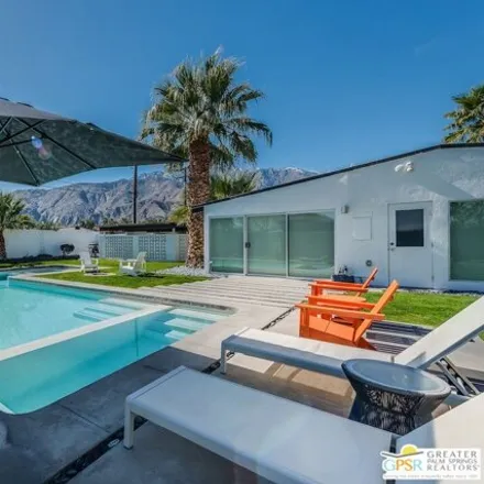 Image 2 - 2828 North Sunnyview Drive, Palm Springs, CA 92292, USA - House for sale