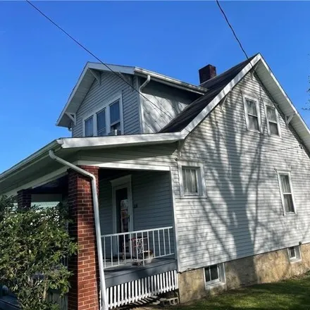 Image 3 - 168 West Pennsylvania Avenue, New Stanton, Westmoreland County, PA 15672, USA - House for sale